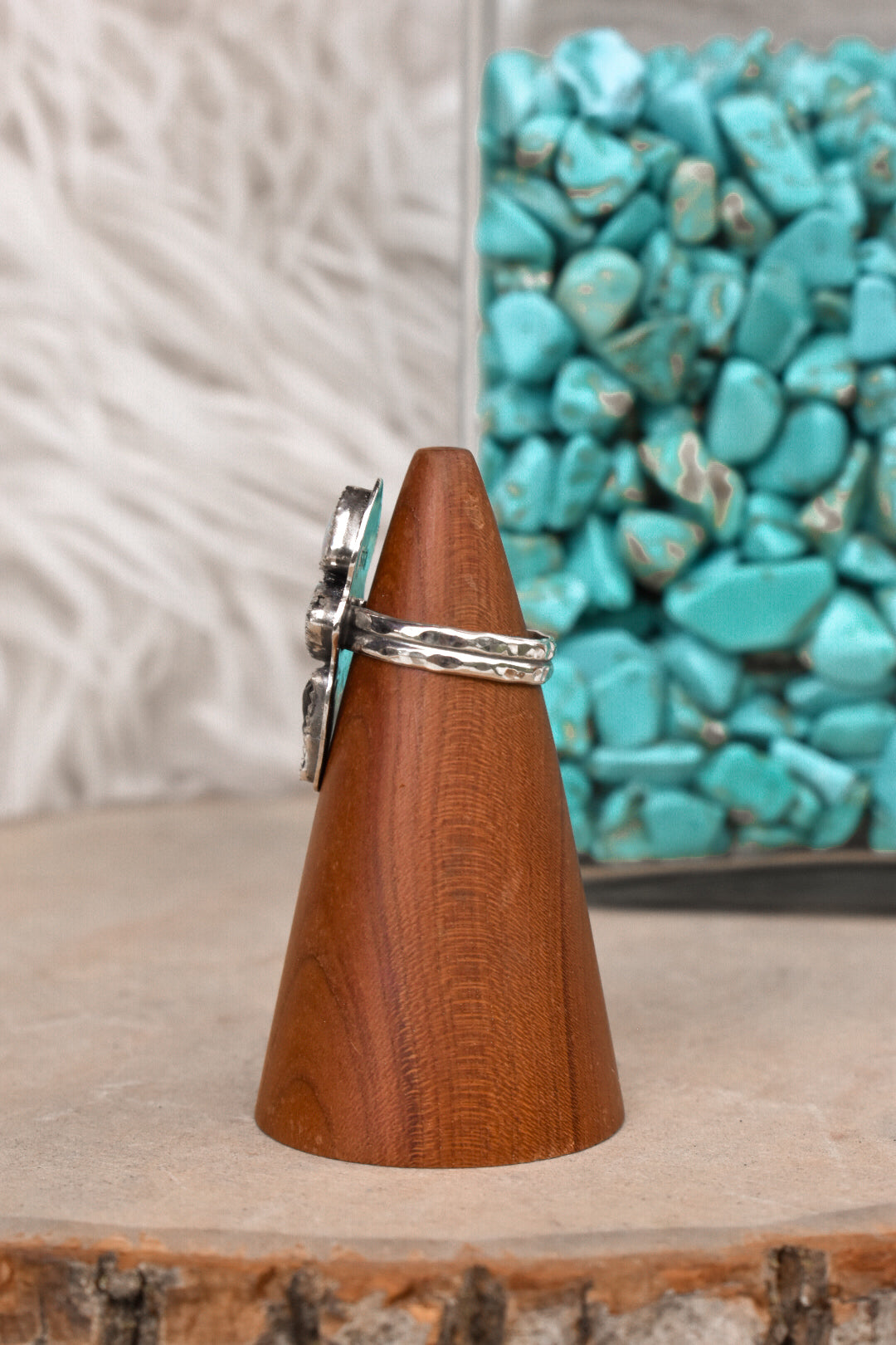 the "thingy ma bob" ring size 7.5
