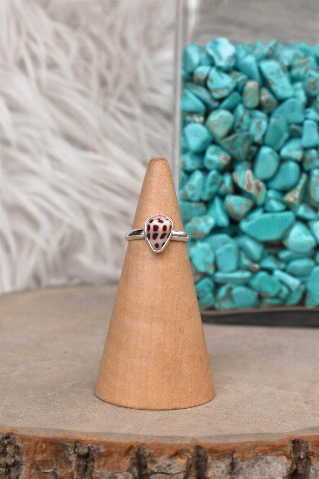the hebrew cone shell ring size 6.5