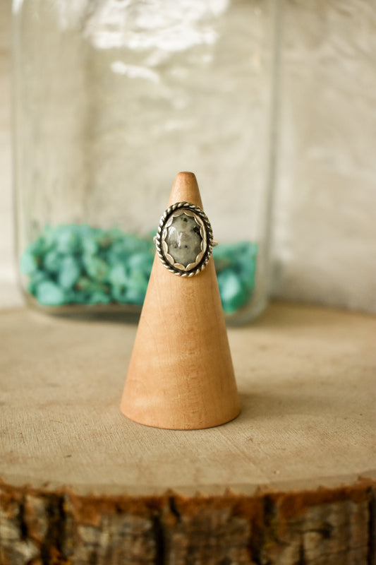 The Dalmation Ring size 5.75